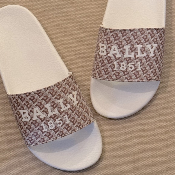 BALLY Sabrina. O Multimiele Logo Slides - Women’s Size 9.5 (EU 40) - New In Box - Picture 1 of 8